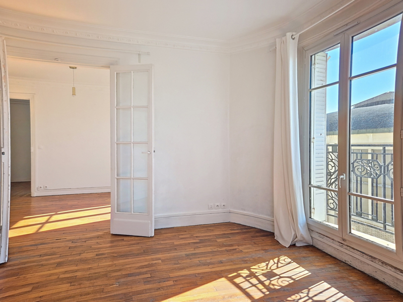 A louer vide 2 pièces - Avenue Daumesnil - Paris 12