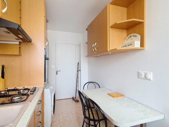 3 pièces à louer meublé - rue St Fargeau - Paris 20