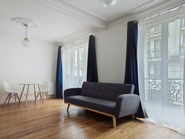 A louer en meublé 2 pièces - Rue de la Jonquière - Paris 17