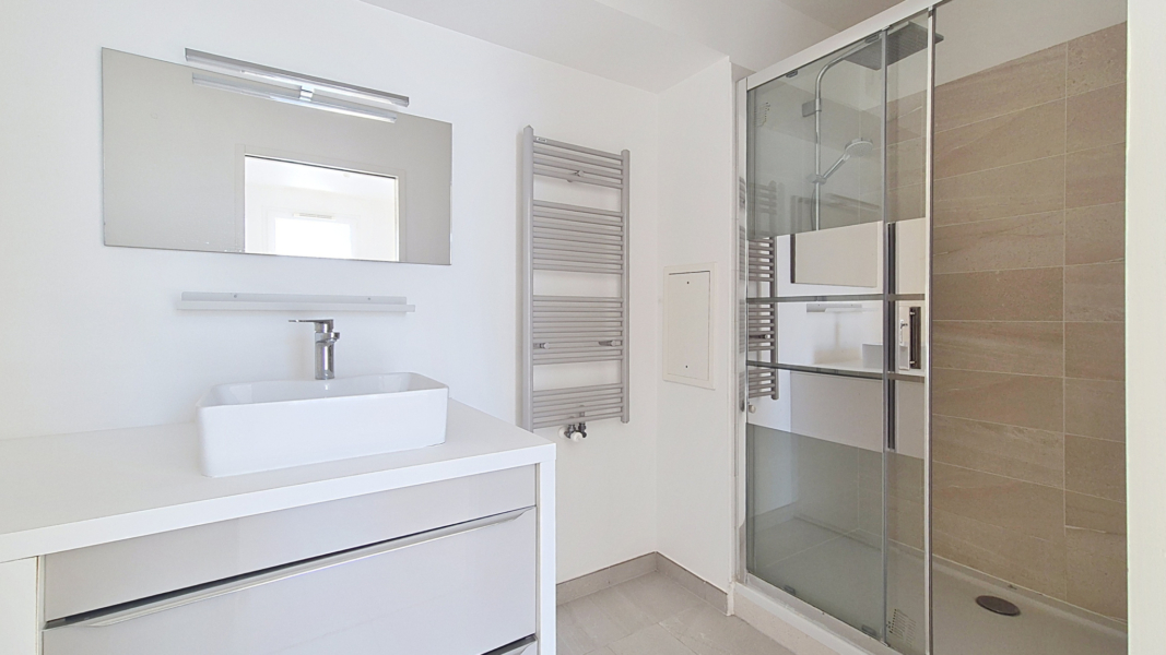 A louer 2 pièces nues - Rue Charles Graindorge - Bagnolet 93