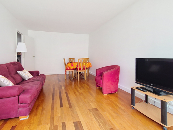 3 pièces à louer meublé - rue St Fargeau - Paris 20