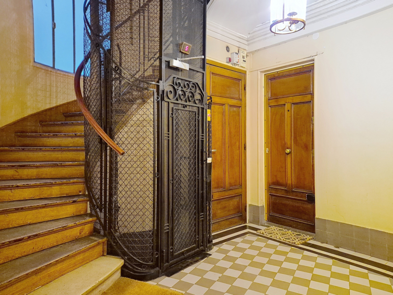 A louer vide 2 pièces - Avenue Daumesnil - Paris 12