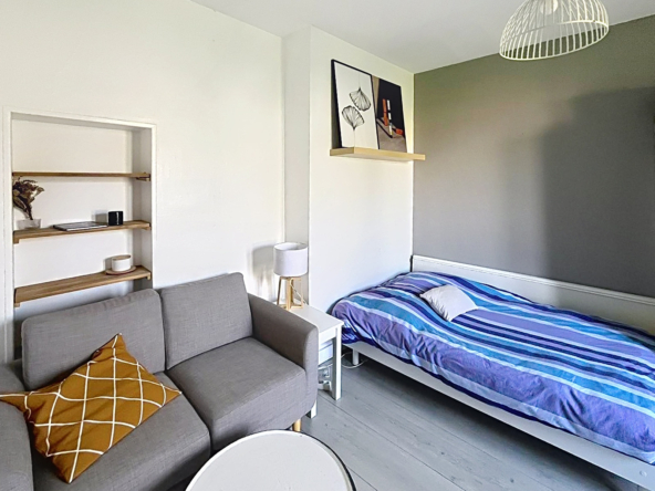 Appartement d'une pièce à louer - Passage de la Folie Regnault - Paris 11