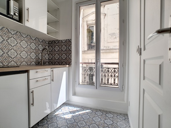 A louer beau studio - Rue Neuve Popincourt 75011 PARIS