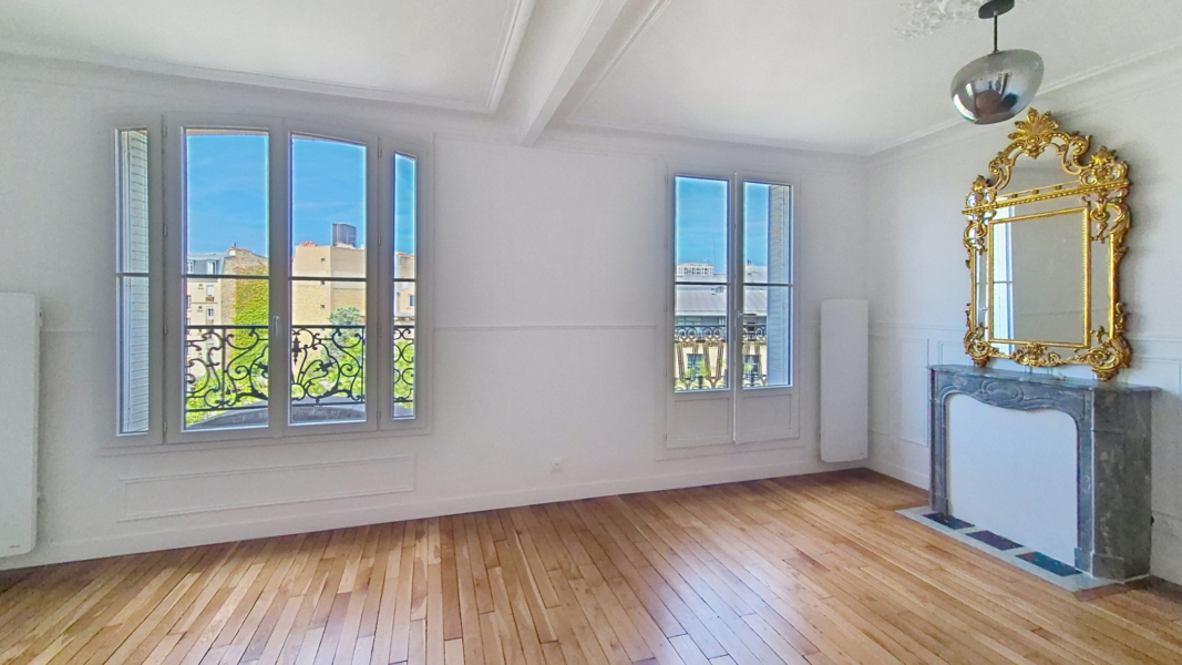 2 pièces avec balcon à louer en meublé - Rua d'Alésia - Paris 14