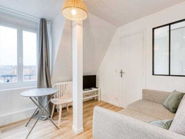 Appartement 2 pièces meublé - rue de Bagnolet + 75020 Paris