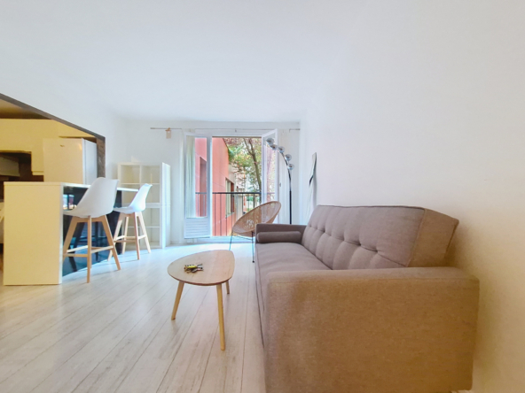 Studio à louer meublé - Rue de la Réunion - Paris 20