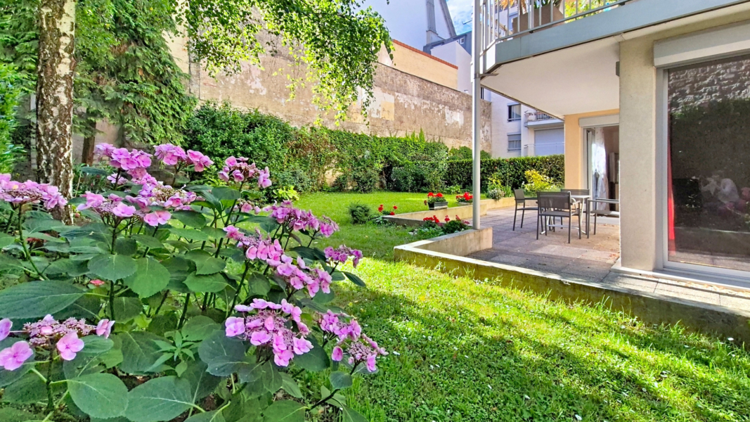 3 pièces avec jardin et terrasse (250m2)  - Rue des Grands Champs - Paris 20