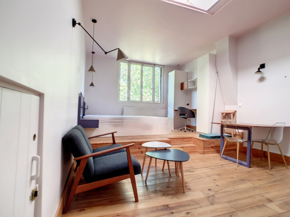 Appartement d'une pièce style loft à louer meublé - Avenue Daumesnil - Paris 12