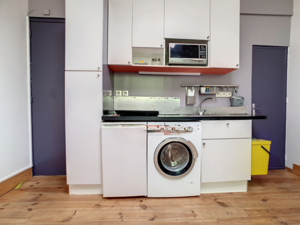 Appartement d'une pièce style loft à louer meublé - Avenue Daumesnil - Paris 12