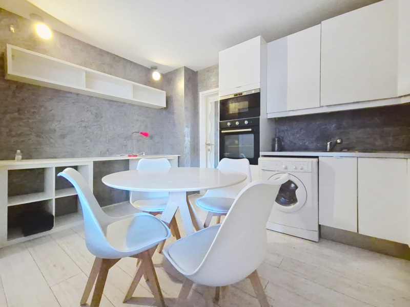 Studio à louer meublé - Rue de la Réunion - Paris 20