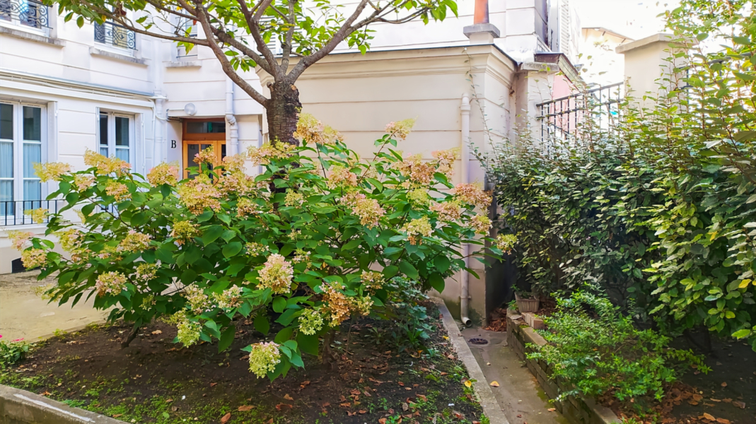 Studio à louer meublé - rue Gérard - Paris 13