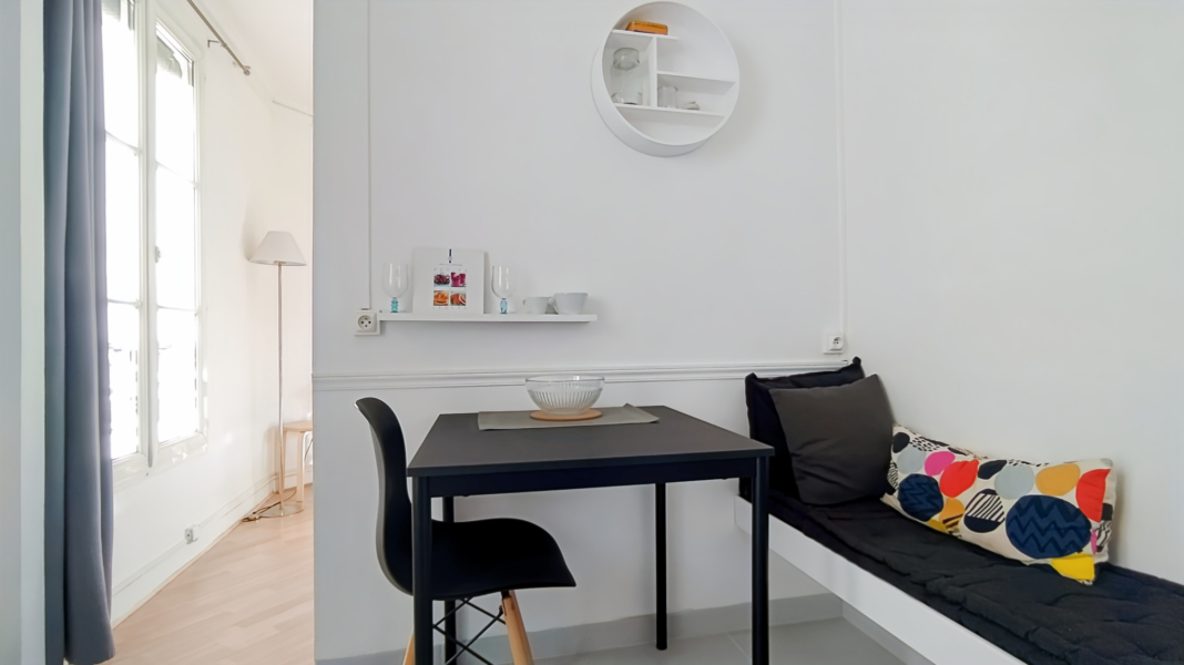 Studio à louer meublé - rue Gérard - Paris 13