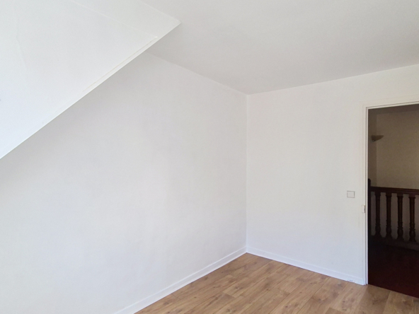 5 pièces - Rue de Liège - Paris 8